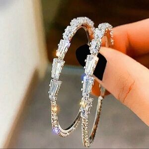 Gorgeous Hoop Earrings Women Silver Plated Jewelry White Sapphire Simulated